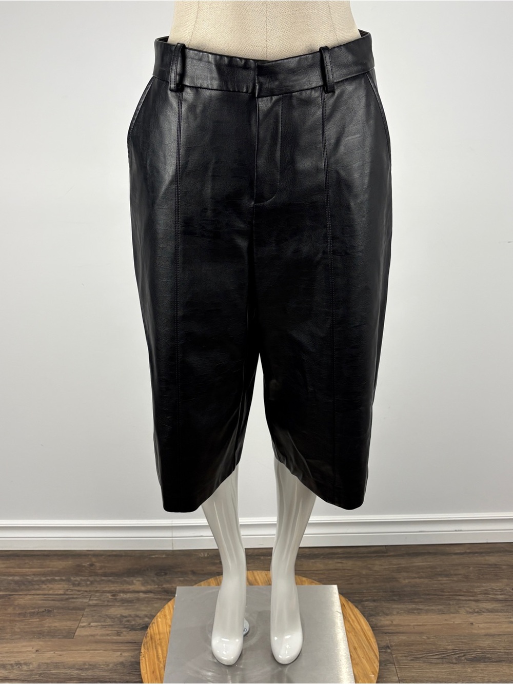 ZARA Black Faux Leather Bermuda Culotte Shorts S